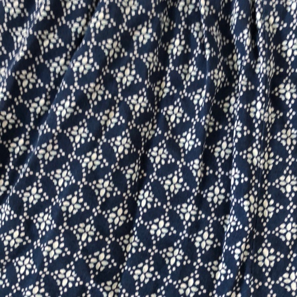 Romper - Picture 2 of 4